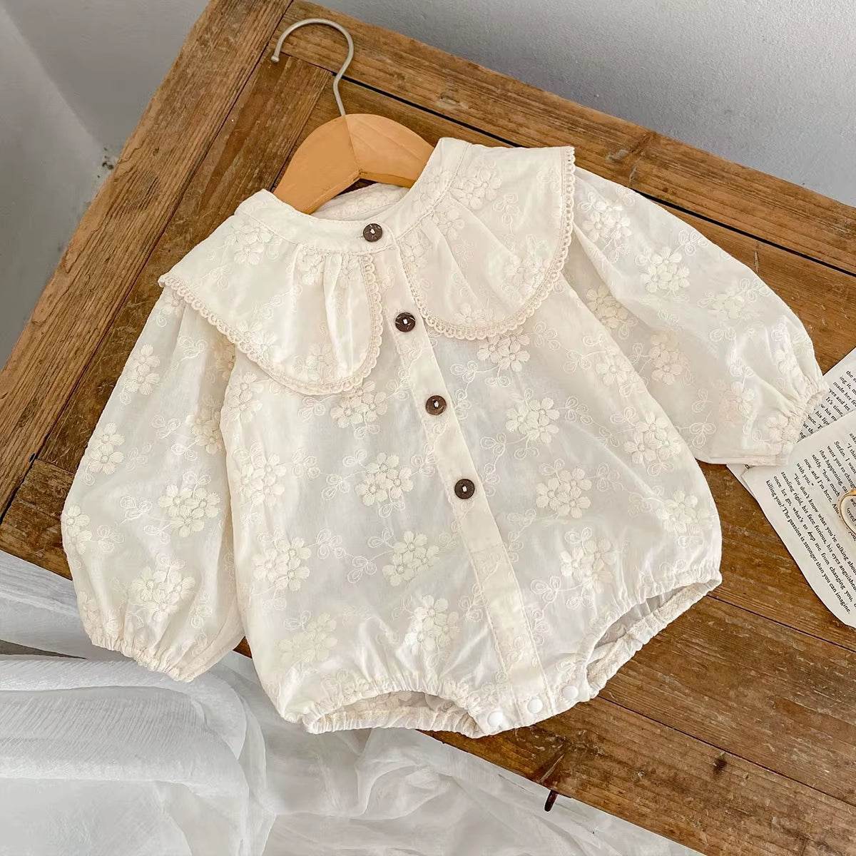 Spring and Autumn New Pure Cotton Infant and Toddler Girl Baby Flower Embroidery Large Neck Long Sleeve Loose Triangle Sweetheart