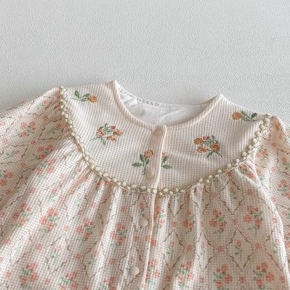 Autumn and Winter Girls' Clothing: One-Piece Pants, Flower-Patterned Long Sleeves, Long Crawl